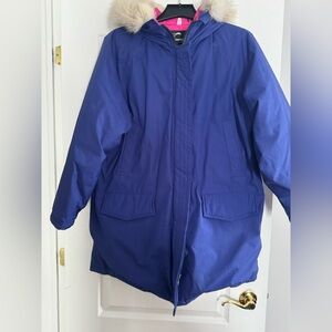 Mountaineer Winter parka. Ptp 24” length 33”feather Hooded, very warm